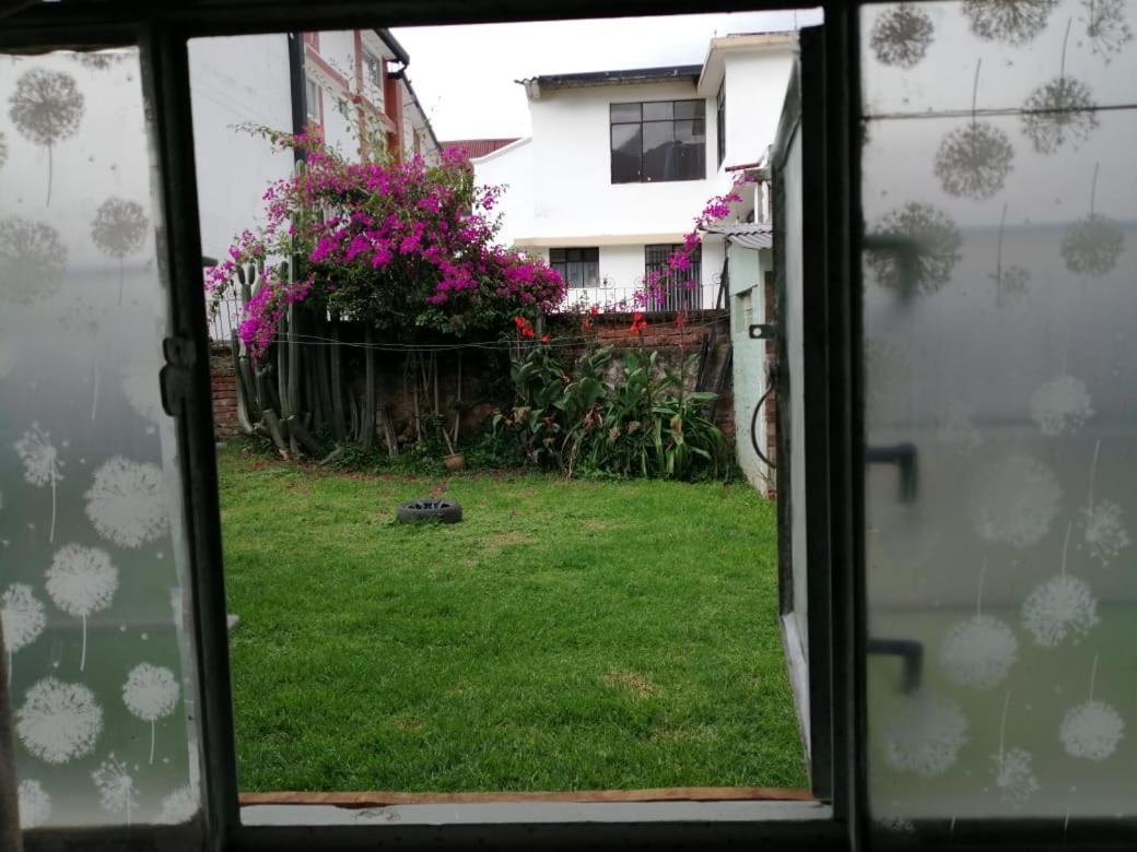 Mini Suites En El Mejor Sector De La Ciudad Quito Esterno foto